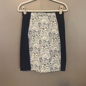 Patterned midi skirt